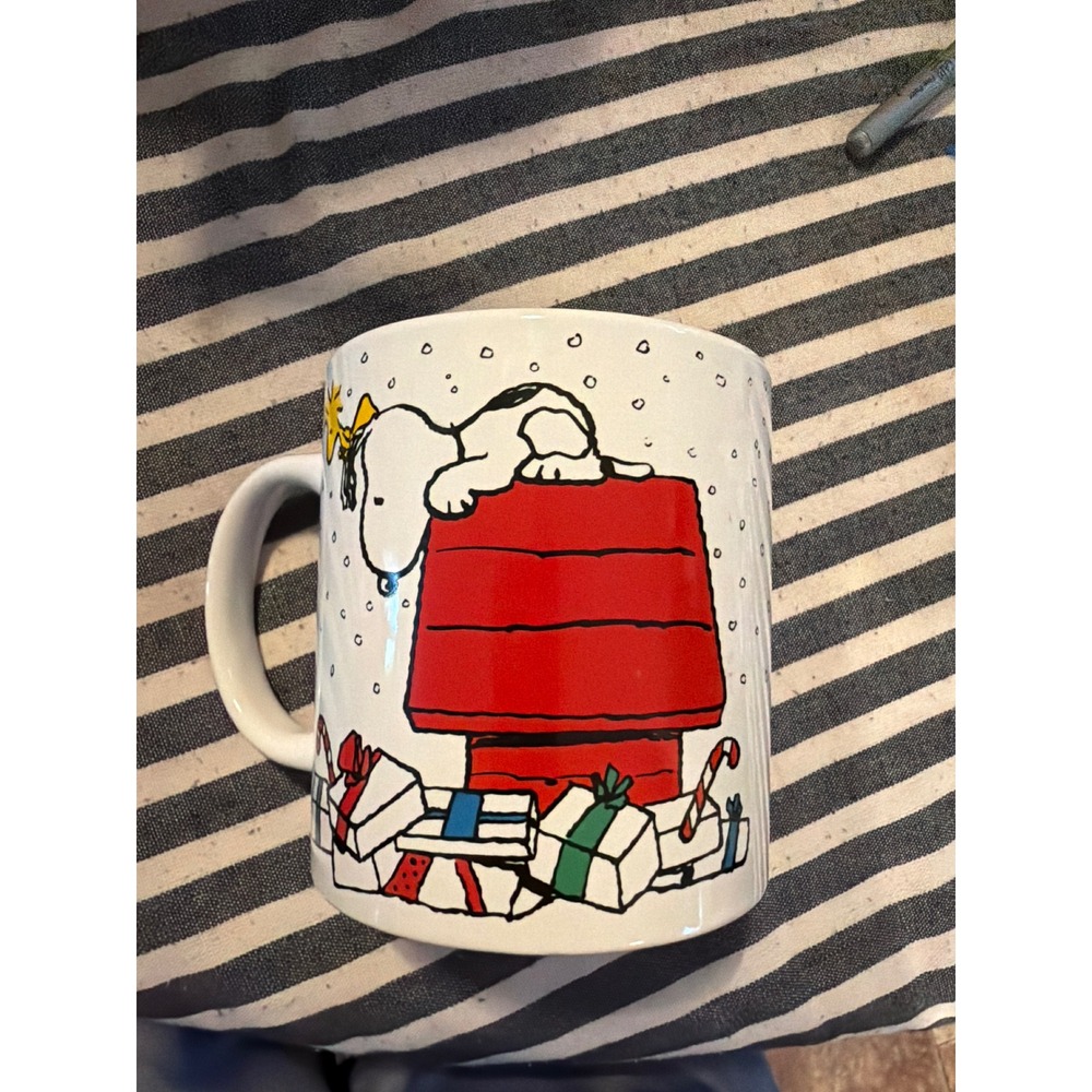Peanuts Snoopy Woodstock Christmas Coffee Mug Zrike Brands Holiday Doghouse 2023